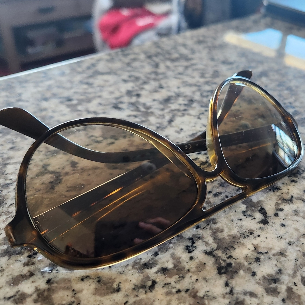Rayban RB4125 CATS5000 Stylish Brown Sunglasses